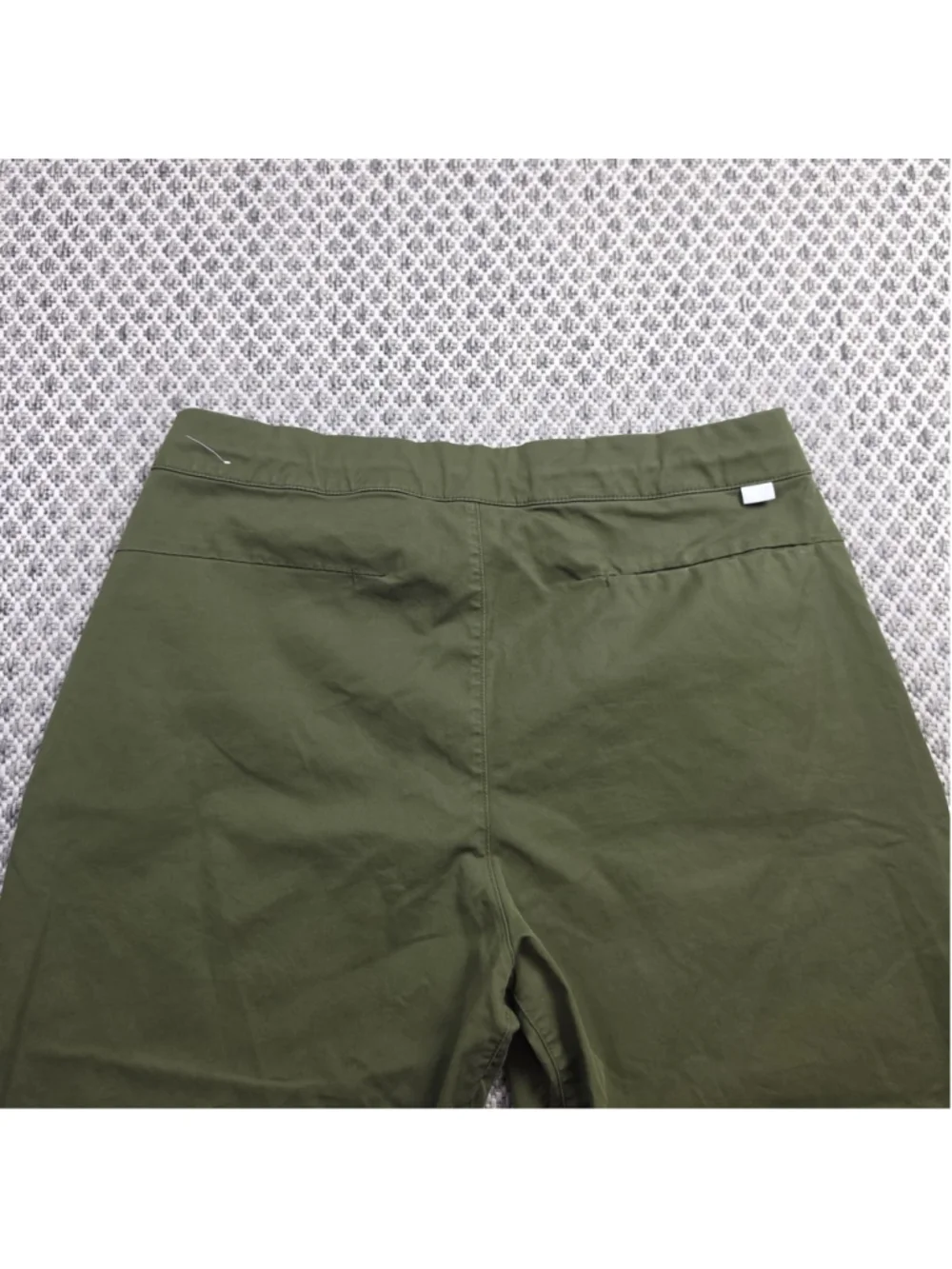 Nike Sportswear Men’s 34 Olive Green Drawstring Zip Pocket Utility Pants